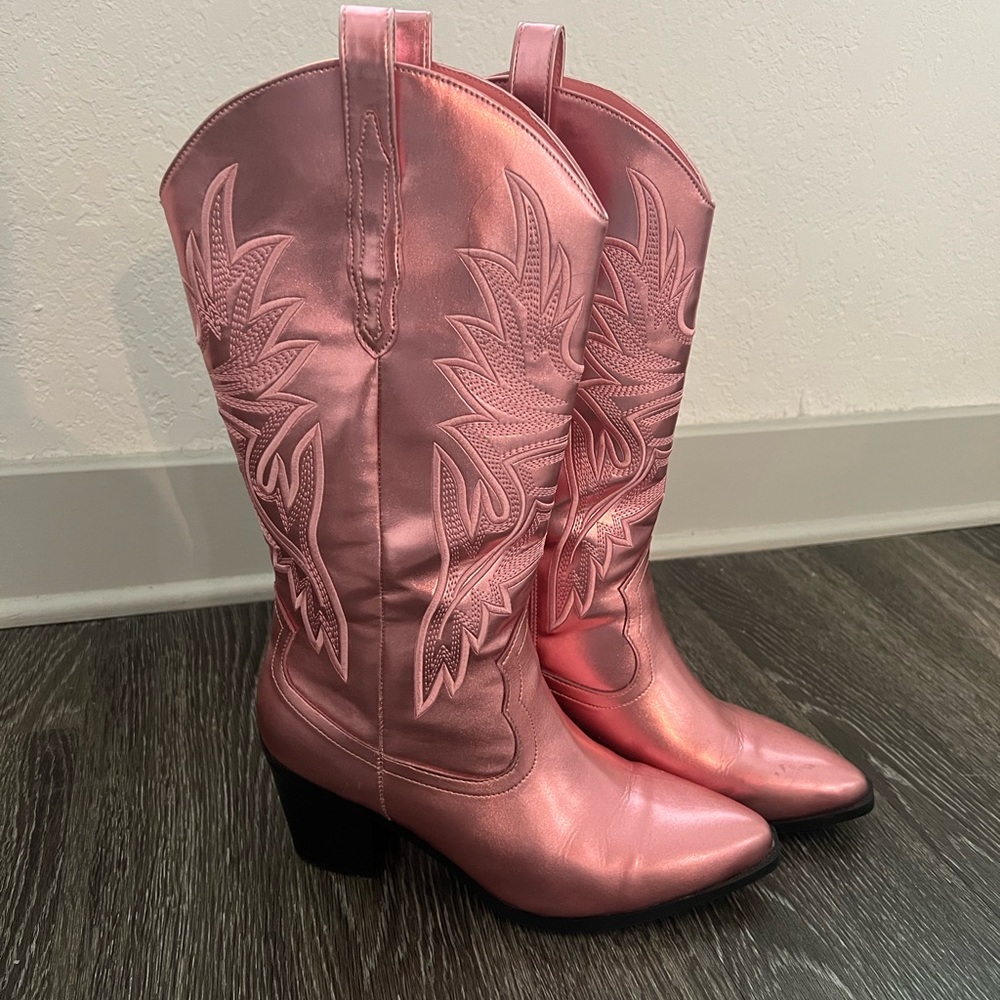 NEW Pink cowboy boots